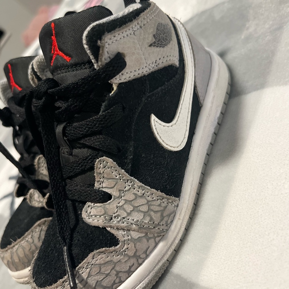 C10 Nike Jordan’s